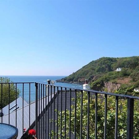 Cosy Beachfront Retreat With Stunning Sea Views & Free Access To A Local Indoor Pool Talland Ngoại thất bức ảnh